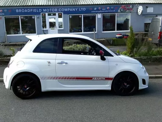 Abarth 595 1.4 T-Jet Yamaha Factory Racing Euro 6 3dr