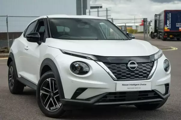 Nissan Juke 1.6 N-Connecta Auto Euro 6 5dr
