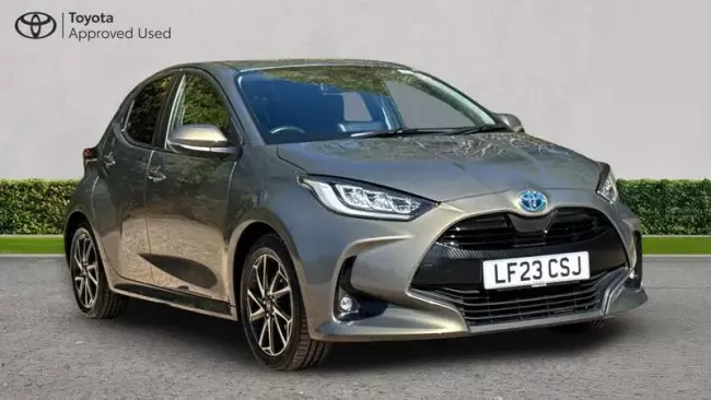 Toyota Yaris 1.5 VVT-h Design E-CVT Euro 6 (s/s) 5dr