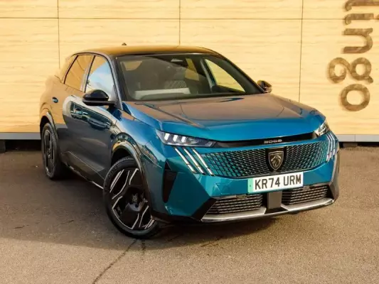 Peugeot E-3008 73kWh GT Auto 5dr (11kW Charger)