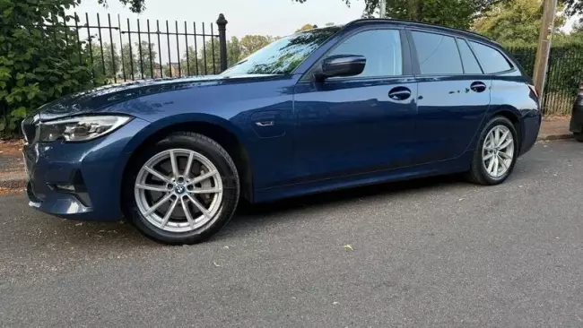 BMW 3 Series 2.0 330e 12kWh SE Pro Touring Auto Euro 6 (s/s) 5dr