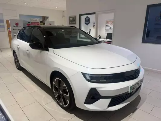 Vauxhall Astra Electric 54kWh Ultimate Sports Tourer Auto 5dr