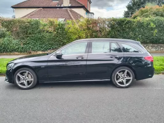 Mercedes-Benz C Class 2.0 C350e 6.4kWh AMG Line (Premium Plus) G-Tronic+ Euro 6 (s/s) 5dr