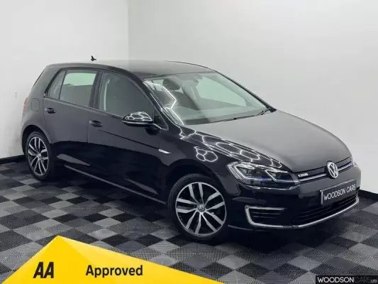Volkswagen e-Golf 35.8kWh e-Golf Auto 5dr