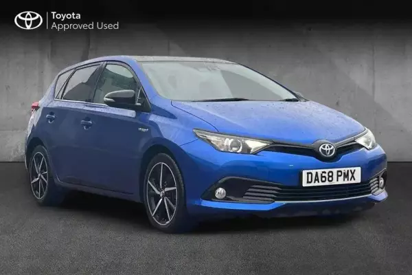 Toyota Auris 1.8 VVT-h Design CVT Euro 6 (s/s) 5dr