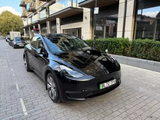 Tesla Model Y (Dual Motor) Long Range Auto 4WDE 5dr