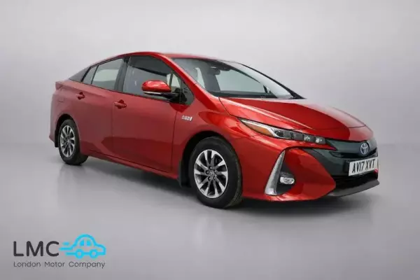 Toyota Prius 1.8 VVT 8.8kWh Excel CVT Euro 6 (s/s) 5dr