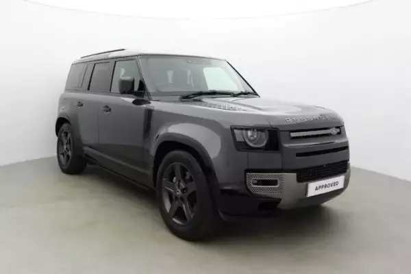 Land Rover Defender 110 2.0 P300e 15.4kWh X-Dynamic SE Auto 4WD Euro 6 (s/s) 5dr
