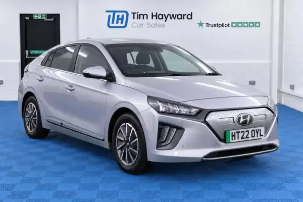 Hyundai IONIQ 38.3kWh Premium SE Auto 5dr