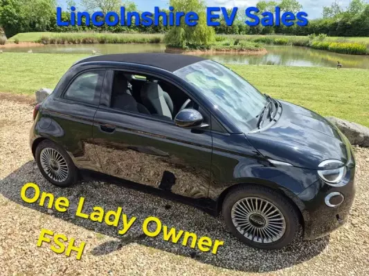 Fiat 500e C 42kWh Icon Auto 2dr