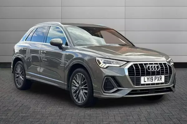 Audi Q3 1.5 TFSI CoD 35 S line S Tronic Euro 6 (s/s) 5dr