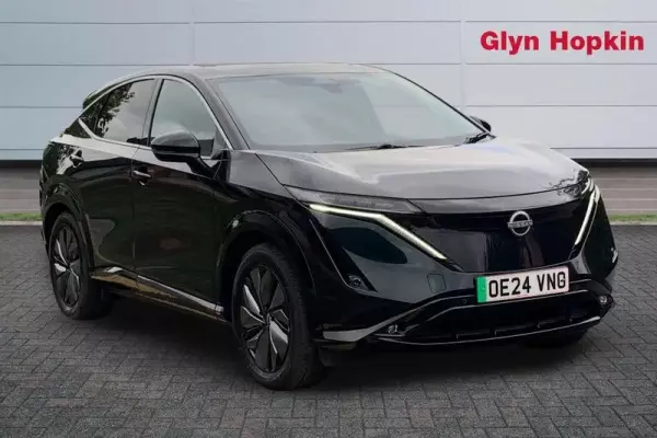 Nissan ARIYA 63kWh Advance Auto 5dr 7.4kW Charger