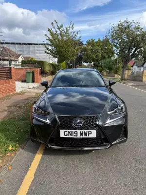 Lexus IS 2.5 300h F Sport E-CVT Euro 6 (s/s) 4dr