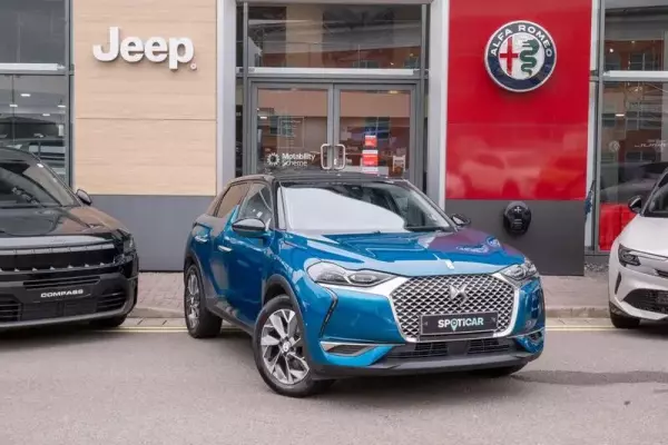 DS AUTOMOBILES DS 3 CROSSBACK E-TENSE 50kWh Ultra Prestige Crossback Auto 5dr