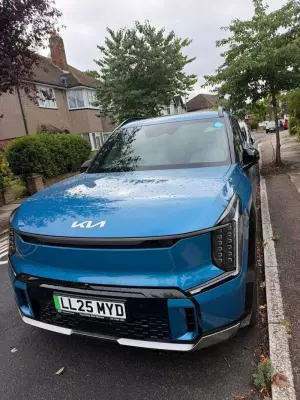 Kia EV9 99.8kWh GT-Line S Auto AWD 5dr (7 Seat)