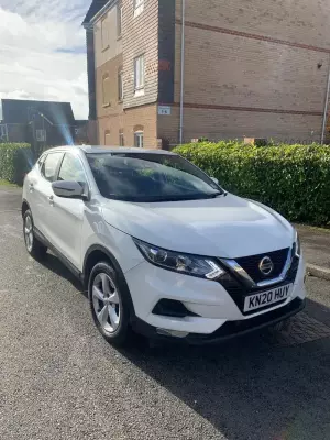 Nissan Qashqai 1.3 DIG-T Acenta Premium Euro 6 (s/s) 5dr