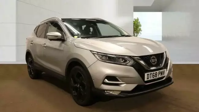 Nissan Qashqai 1.3 DIG-T Tekna Euro 6 (s/s) 5dr