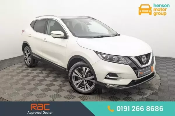 Nissan Qashqai 1.5 dCi N-Connecta Euro 6 (s/s) 5dr
