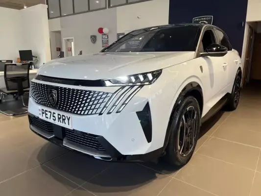 Peugeot E-3008 73kWh GT Auto 5dr (11kW Charger)