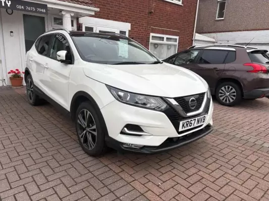 Nissan Qashqai 1.5 dCi N-Connecta Euro 6 (s/s) 5dr