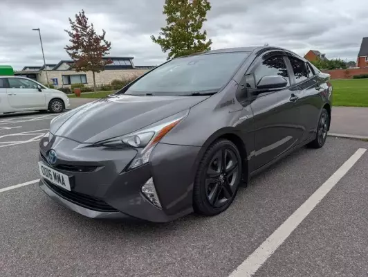 Toyota Prius 1.8 VVT-h Business Edition Plus CVT Euro 6 (s/s) 5dr (15in Alloy)