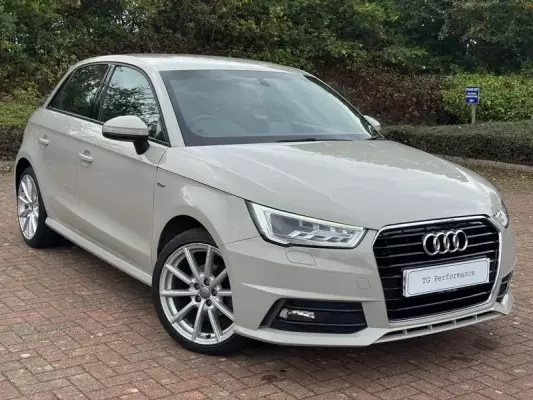 Audi A1 1.0 TFSI S line Sportback S Tronic Euro 6 (s/s) 5dr (Nav)