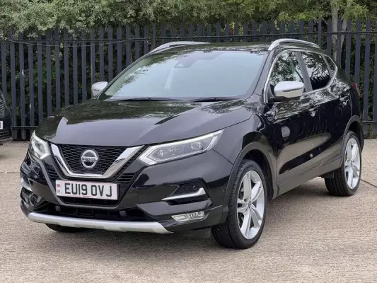 Nissan Qashqai 1.3 DIG-T N-Motion Euro 6 (s/s) 5dr