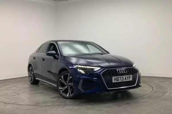 Audi A3 1.5 TFSI 35 S line S Tronic Euro 6 (s/s) 4dr