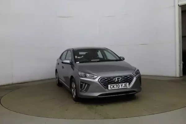 Hyundai IONIQ 1.6 h-GDi SE Connect DCT Euro 6 (s/s) 5dr