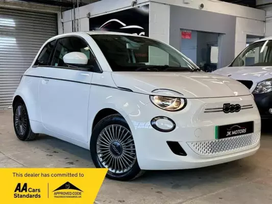 Fiat 500e 42kWh Icon Auto 3dr