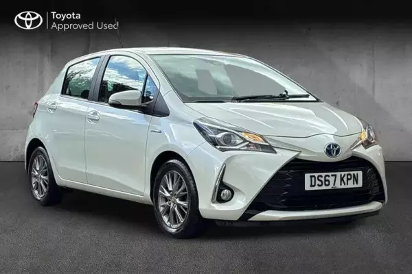 Toyota Yaris 1.5 VVT-h Icon E-CVT Euro 6 (s/s) 5dr