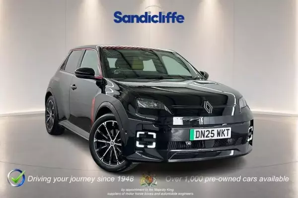 Renault 5 E-Tech electric comfort range 52kWh iconic five Auto 5dr