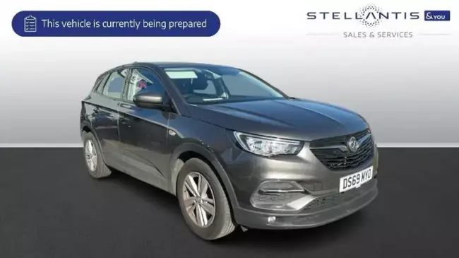 Vauxhall Grandland X 1.2 Turbo SE Euro 6 (s/s) 5dr