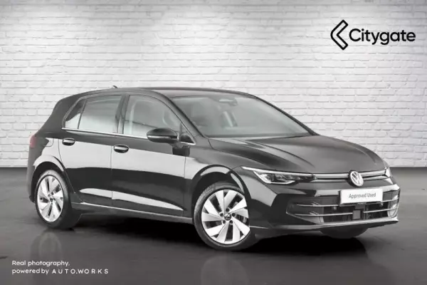 Volkswagen Golf 1.5 eTSI MHEV Style DSG Euro 6 (s/s) 5dr