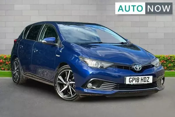 Toyota Auris 1.8 VVT-h Design CVT Euro 6 (s/s) 5dr