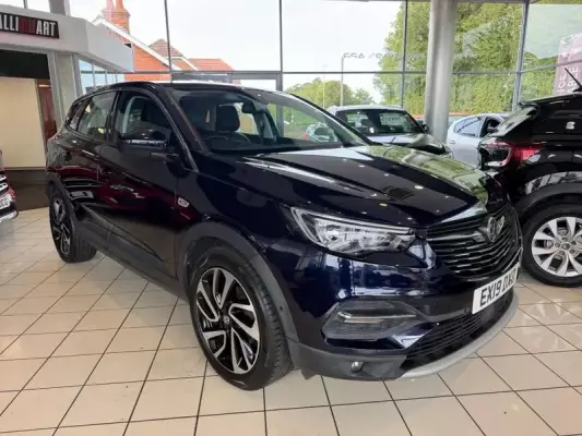 Vauxhall Grandland X 1.2 Turbo Elite Nav Auto Euro 6 (s/s) 5dr