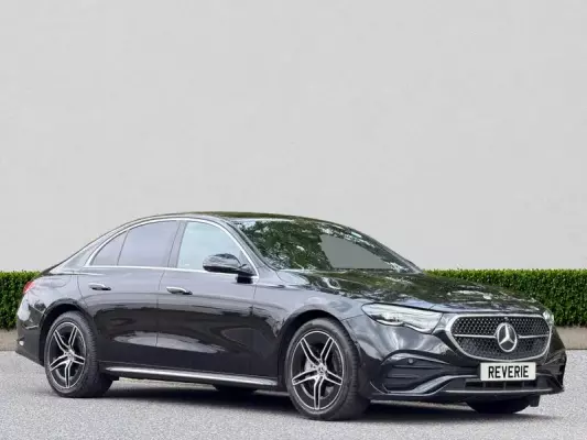 Mercedes-Benz E Class 2.0 E300e 25.4kWh AMG Line (Premium) G-Tronic Euro 6 (s/s) 4dr