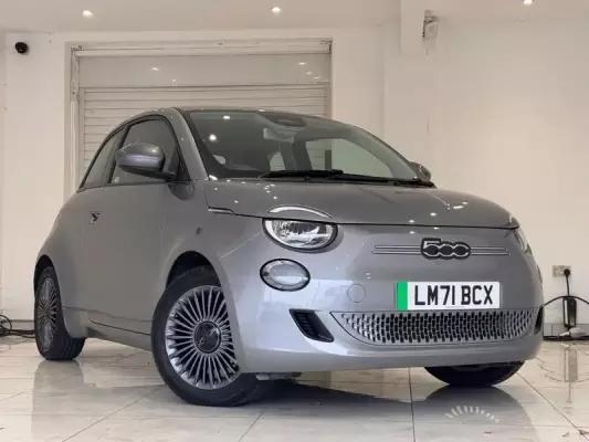 Fiat 500e 42kWh Icon Auto 3dr