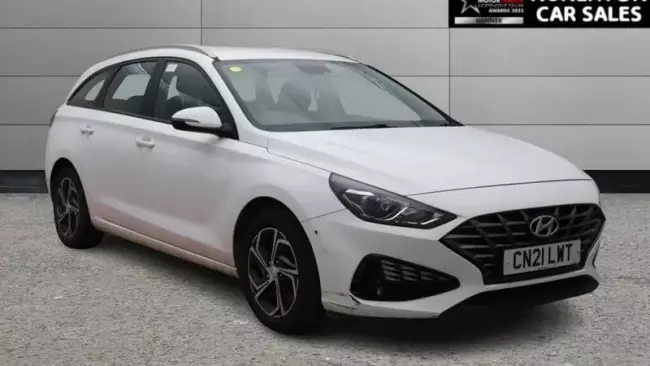 Hyundai i30 1.6 CRDi MHEV SE Connect Tourer Euro 6 (s/s) 5dr