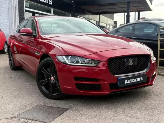 Jaguar XE 2.0d Portfolio Auto AWD Euro 6 (s/s) 4dr