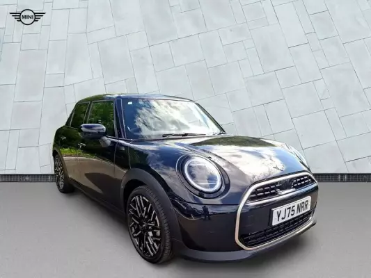 MINI Cooper 1.5C Exclusive Steptronic Euro 6 (s/s) 5dr