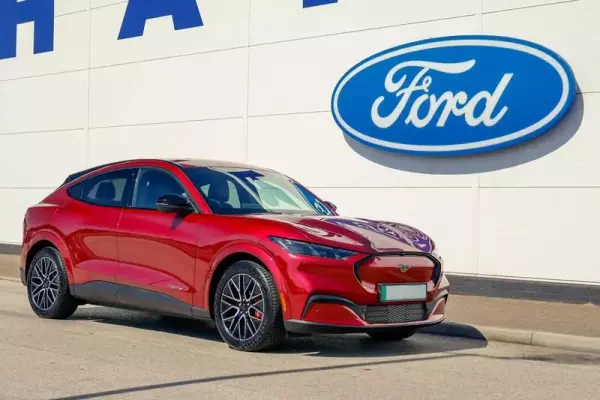Ford Mustang Mach-E Extended Range 91kWh Premium 5dr