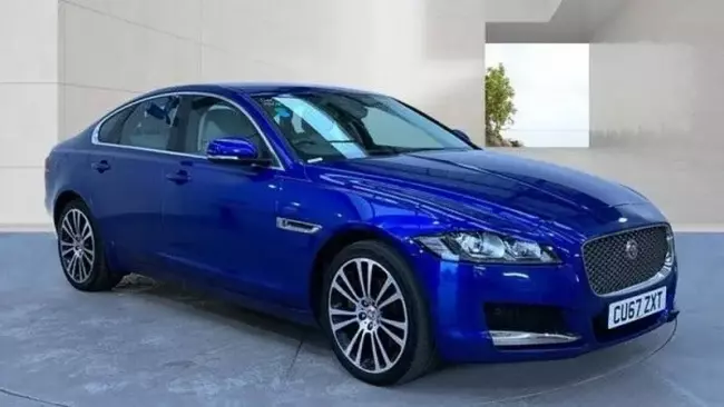Jaguar XF 2.0d Portfolio Auto Euro 6 (s/s) 4dr