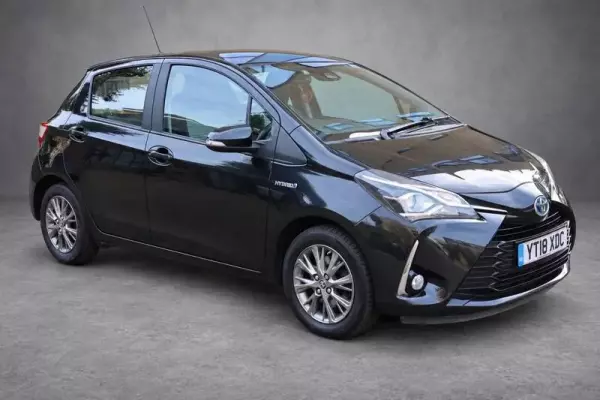 Toyota Yaris 1.5 VVT-h Icon E-CVT Euro 6 (s/s) 5dr