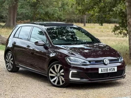 Volkswagen Golf 1.4 TSI 8.7kWh GTE Advance DSG Euro 6 (s/s) 5dr