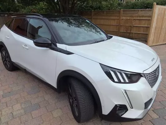 Peugeot E-2008 50kWh GT Premium Auto 5dr