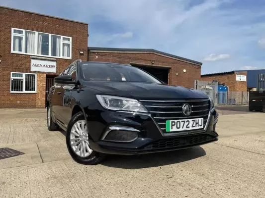 MG MG5 61.1kWh Exclusive Long Range Auto 5dr