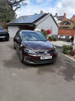 Volkswagen Golf 1.4 TSI 8.7kWh GTE Advance DSG Euro 6 (s/s) 5dr