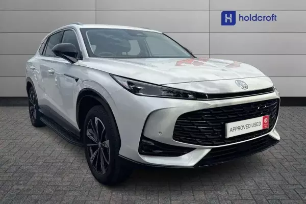 MG MG HS 1.5 T-GDI 24.7kWh Trophy Auto Euro 6 (s/s) 5dr