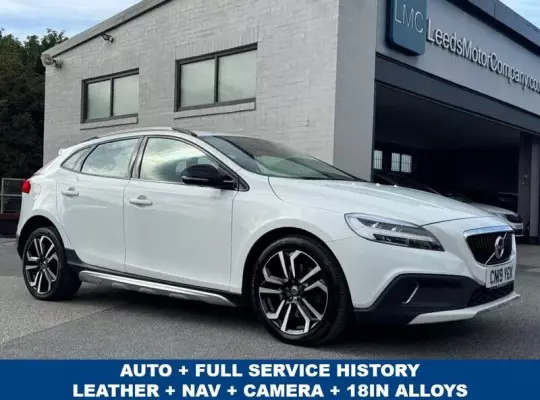 Volvo V40 Cross Country 1.5 T3 GPF Pro Auto Euro 6 (s/s) 5dr